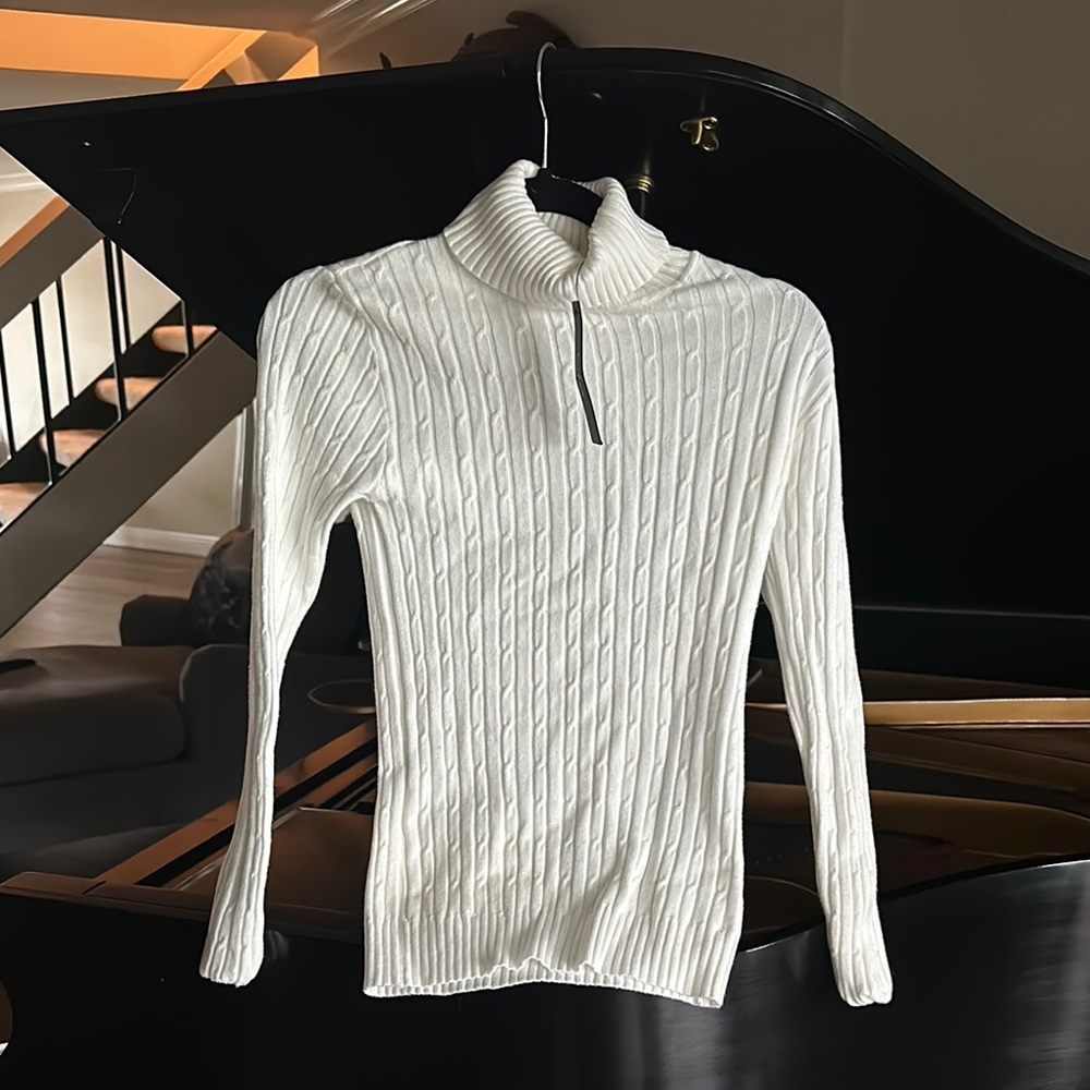 Lulus white turtleneck sweater